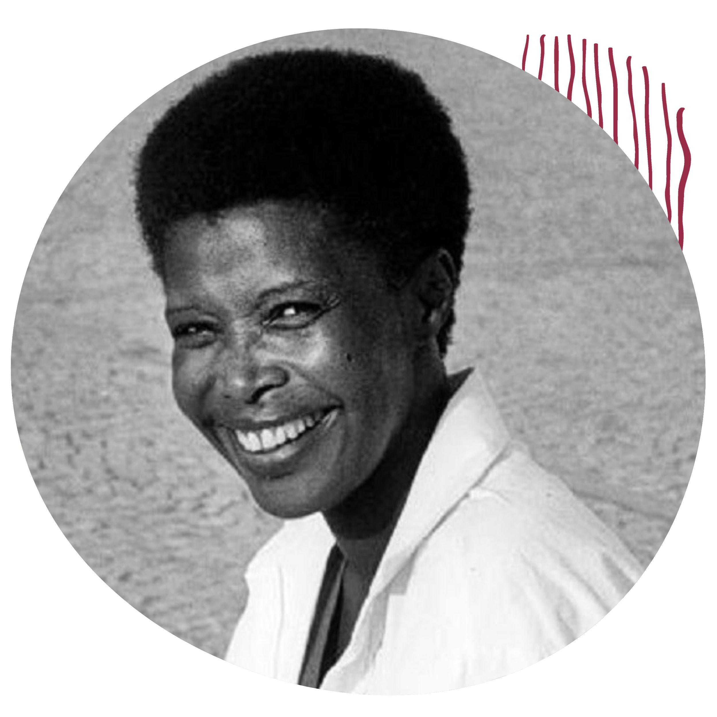 A historiadora Beatriz Nascimento, mulher negra com cabelo curto sorrindo.