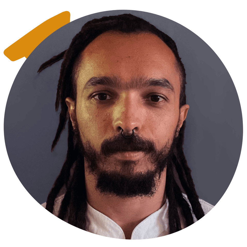 Foto do artista e professor Marcel Diogo